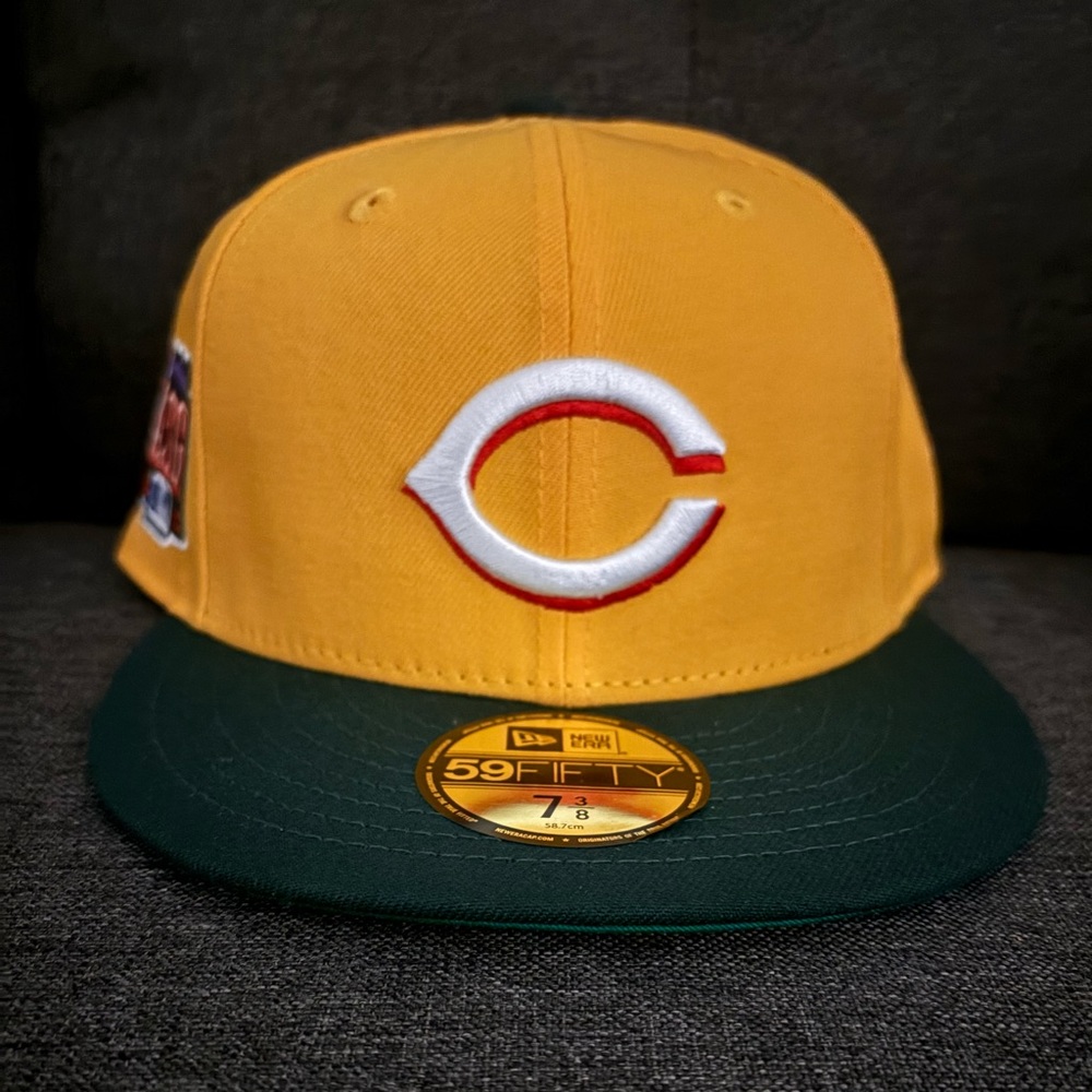 Hat Club Exclusive - Cincinnati Reds Fitted Hat - 7 3/8